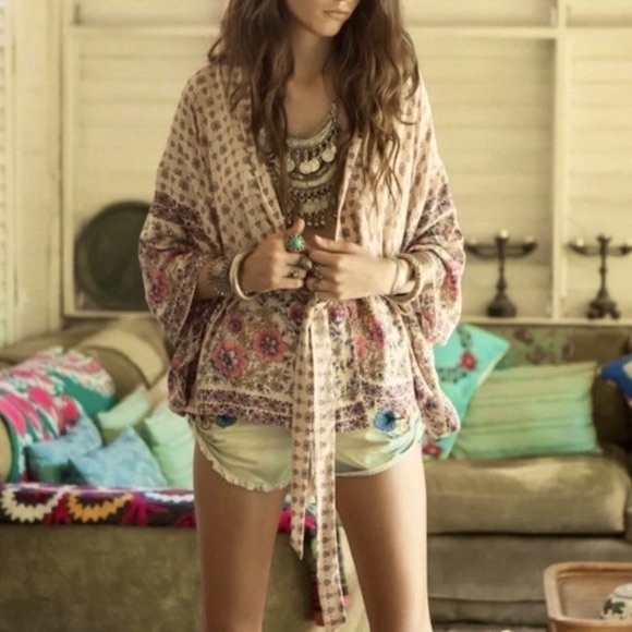 EUC Spell Vintage Desert Rose Short Kimono with tie  one size - Picture 2 of 9